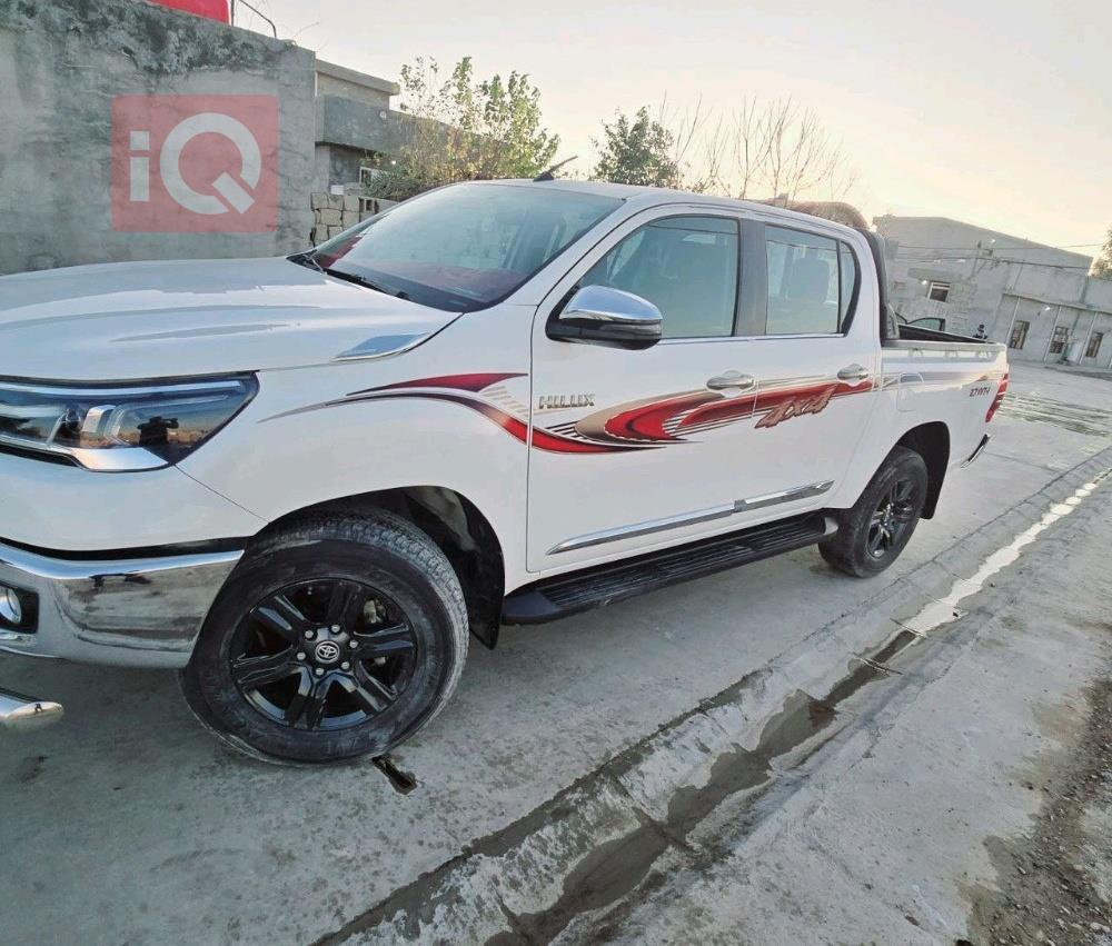 تويوتا هايلوكس